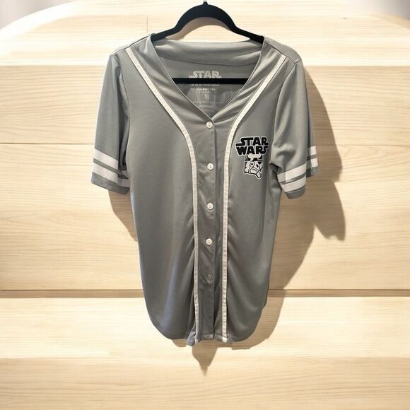 Star Wars Lucas film LTD jersey button down
Starwars.com short sleeve - Picture 3 of 16